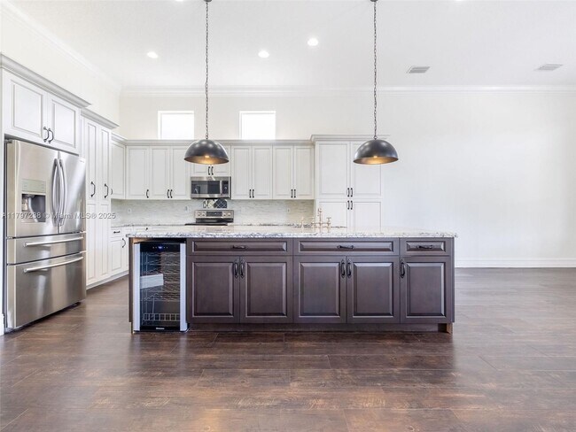 Building Photo - 2414 Deer Creek Rd