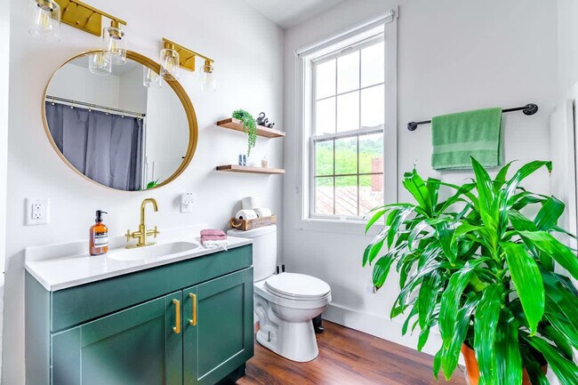 Building Photo - 241 W Water St