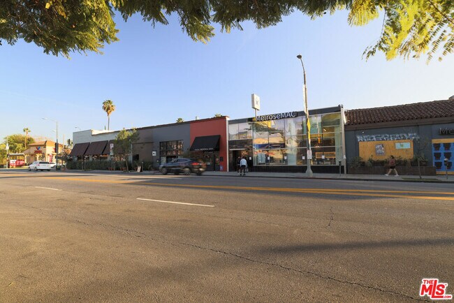 Building Photo - 6615 Melrose Ave