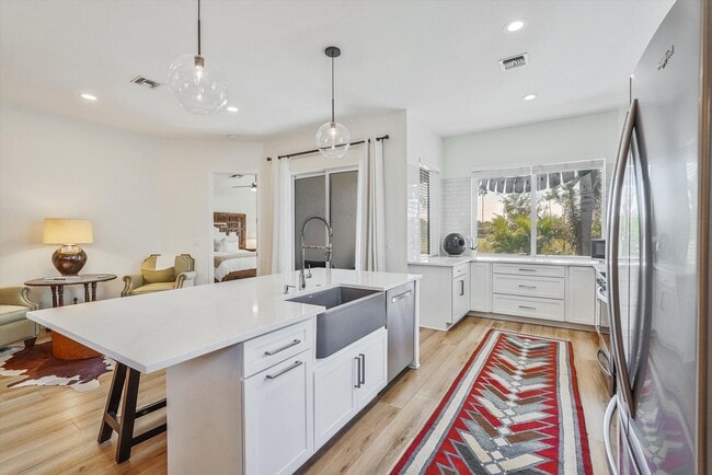 Building Photo - 2622 Country Golf Dr