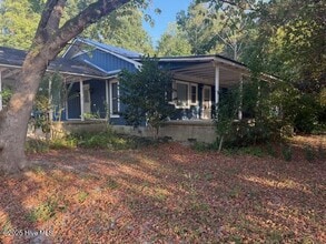 Building Photo - 4465 Old Blounts Creek Rd