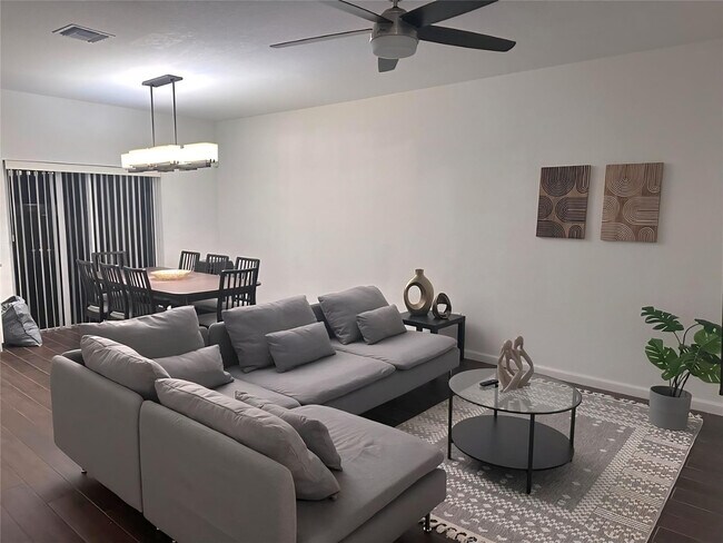 Building Photo - 1129 NW 41st Ln