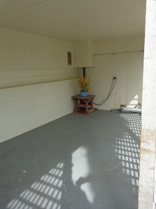 Cute Oceanside Studio with utilities inclu... 501 San Luis Rey Dr Oceanside CA 92058