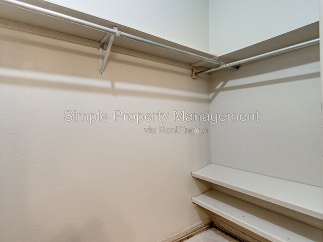 Building Photo - 14625 Gilbert St