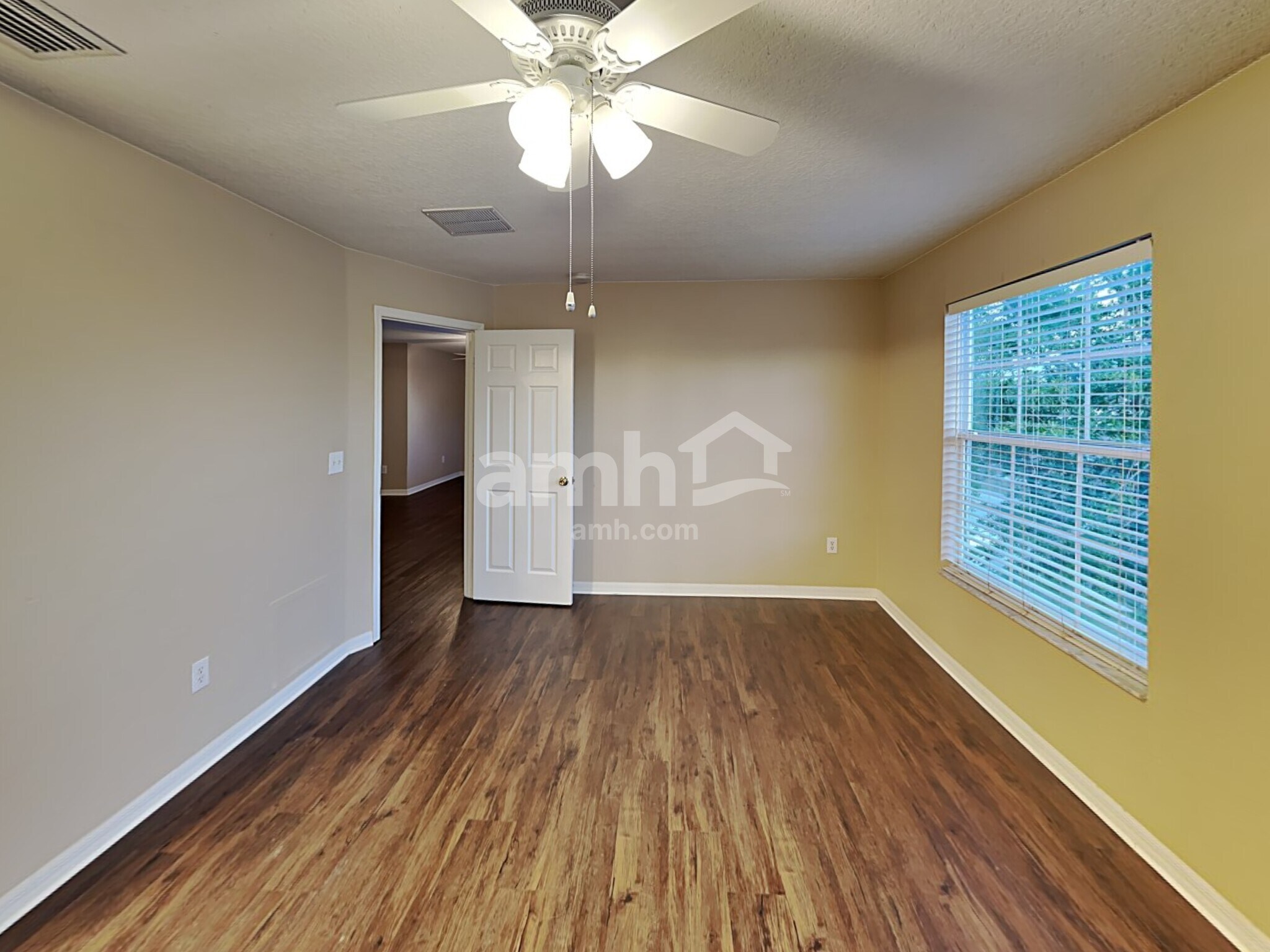 Building Photo - 7538 Dragon Fly Loop