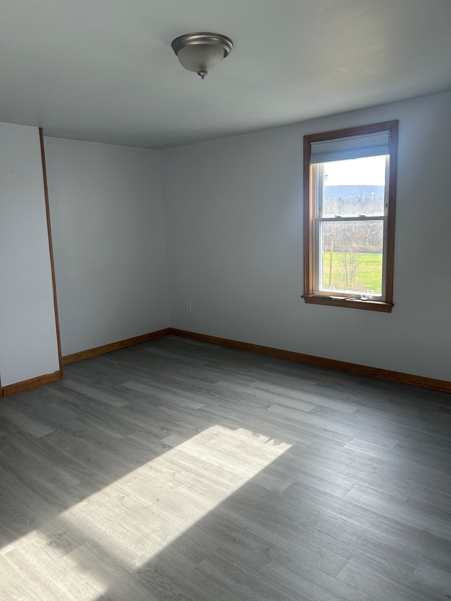 Building Photo - 63 Miner St