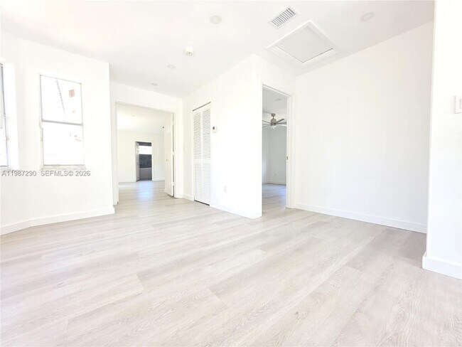 Building Photo - 16404 Diamond Head Dr