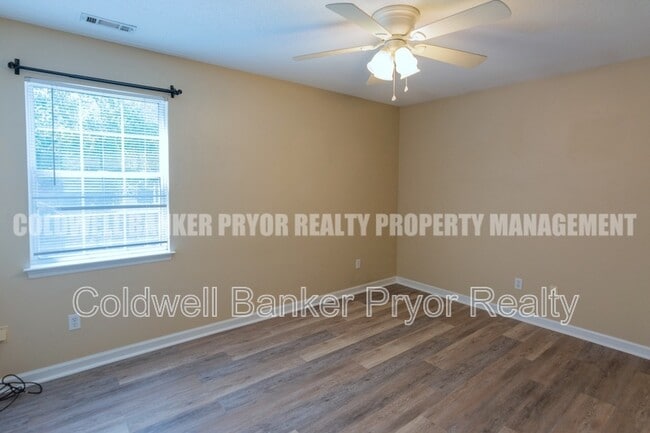 Building Photo - 1240 N Concord Rd