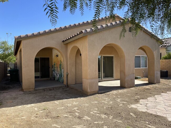 Building Photo - Long-term Rental