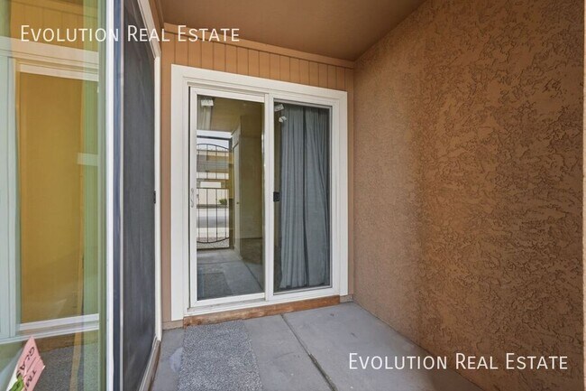 Building Photo - 20251 N 3rd Dr