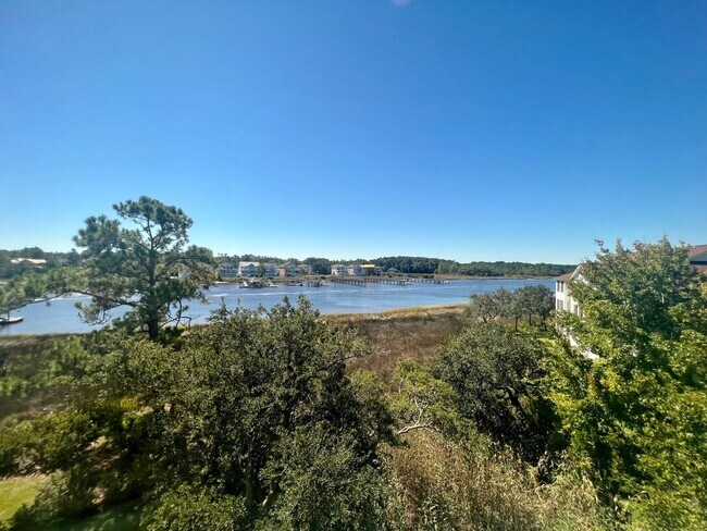 Building Photo - JUNE RENT SPECIAL! Little River - 2 Bedroo...