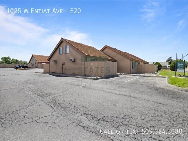 Building Photo - 1025 W Entiat Ave