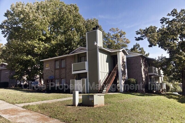 Primary Photo - 4017 Hunters Ridge Dr SW