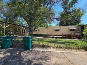 Building Photo - 825 E Ottley Ave