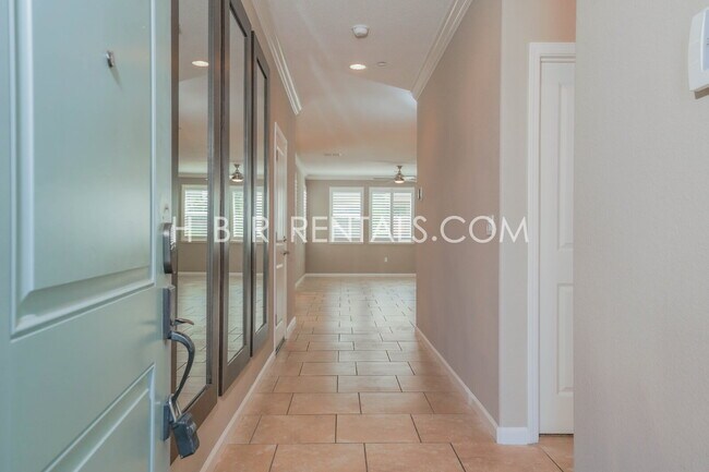 Building Photo - River Islands Living: Modern 4-Bedroom Hom...