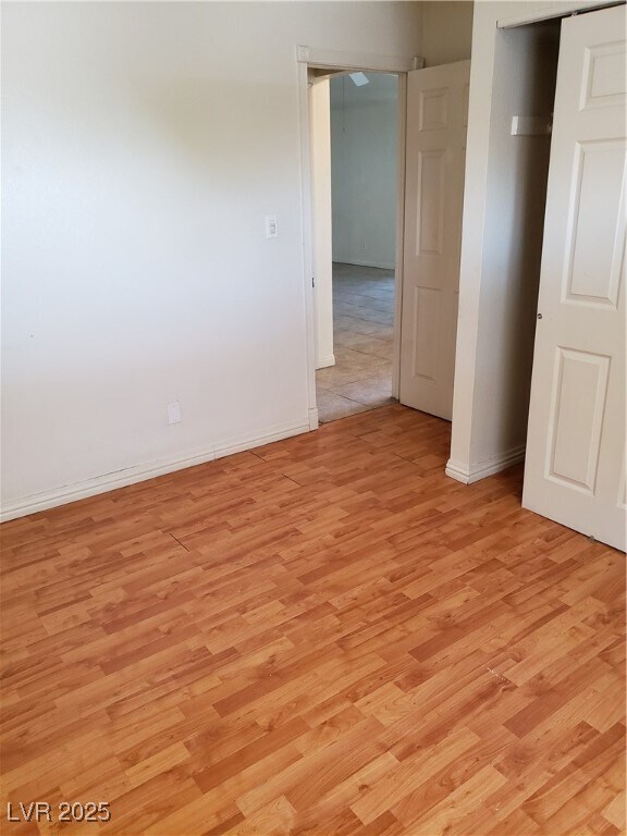 Building Photo - 3948 N Applecrest St