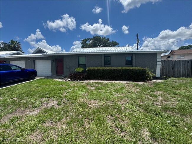 Building Photo - 27731 Arroyal Rd