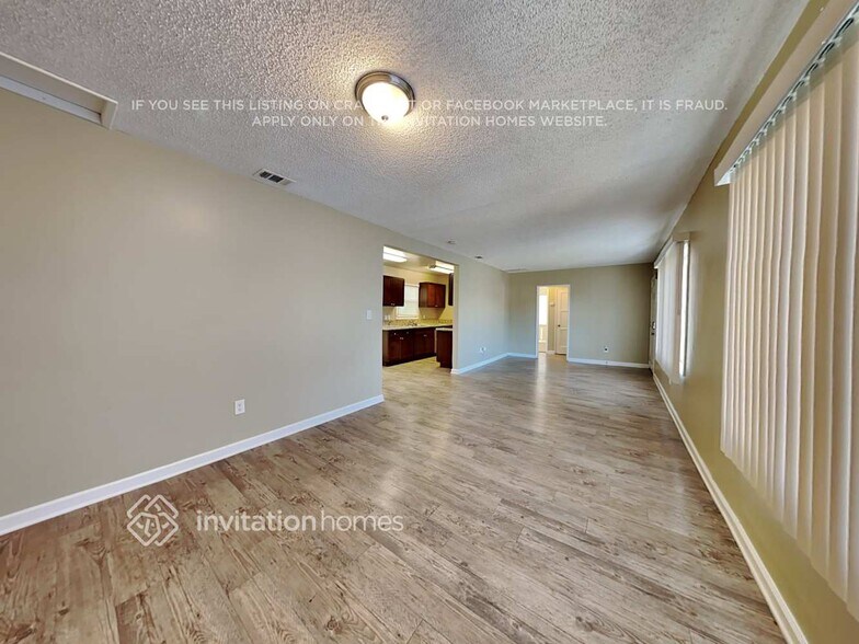 Building Photo - 17957 Orange Way