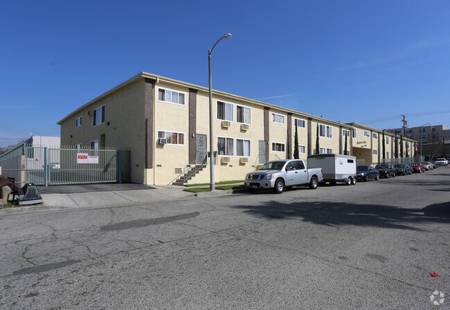 Building Photo - 13103 Barbara Ann St