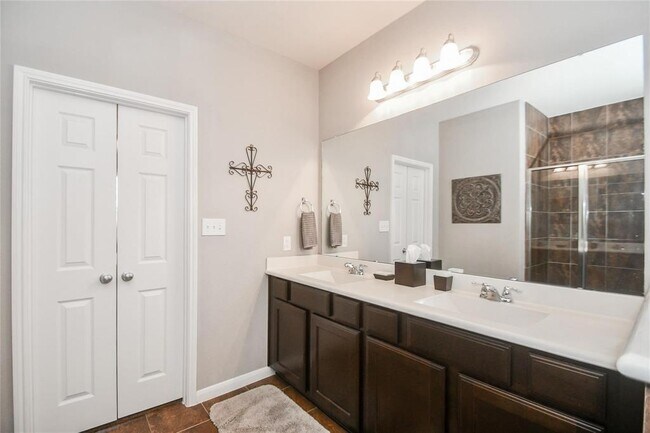 Building Photo - 5622 Scoria Rock Dr