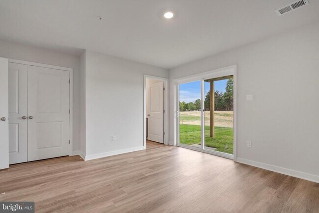 Building Photo - 16628 Green Glade Dr