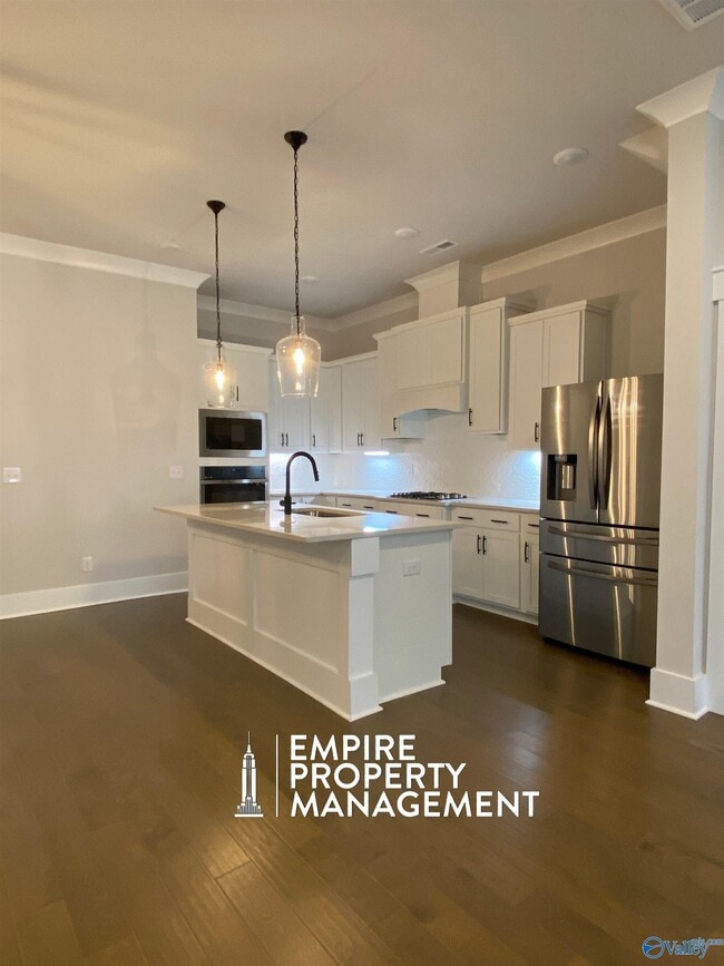 Building Photo - 318 Hay Rake Dr