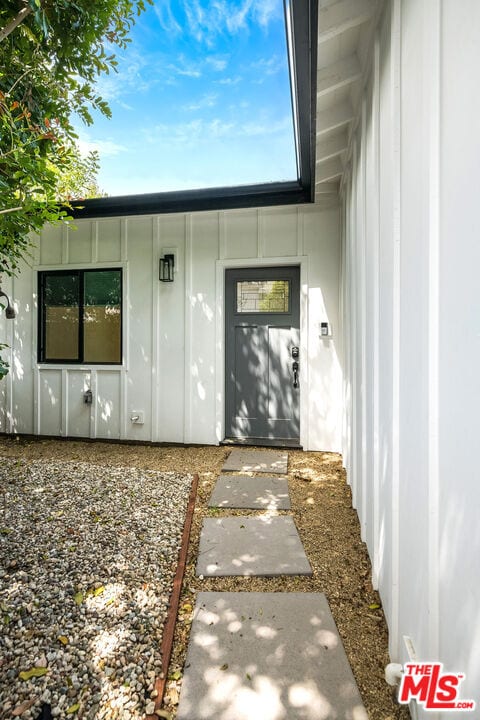 Building Photo - 4438 Strohm Ave