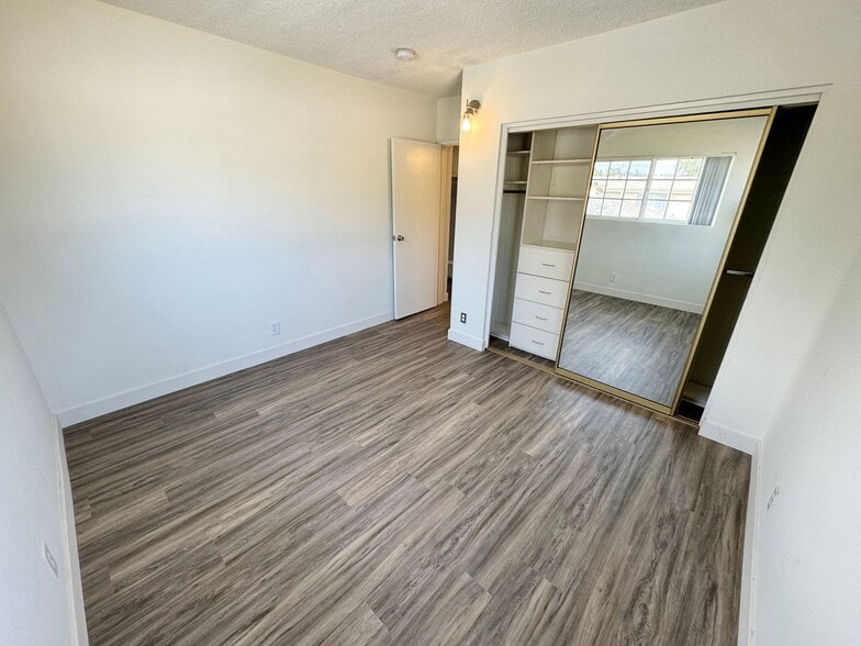 Building Photo - 3631 Midvale Ave
