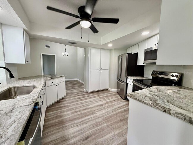 Building Photo - 25484 Terrain Ln