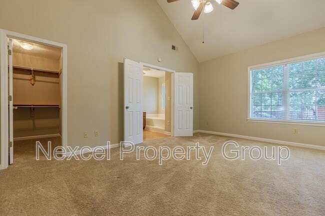Building Photo - 4375 Big Horn Dr S