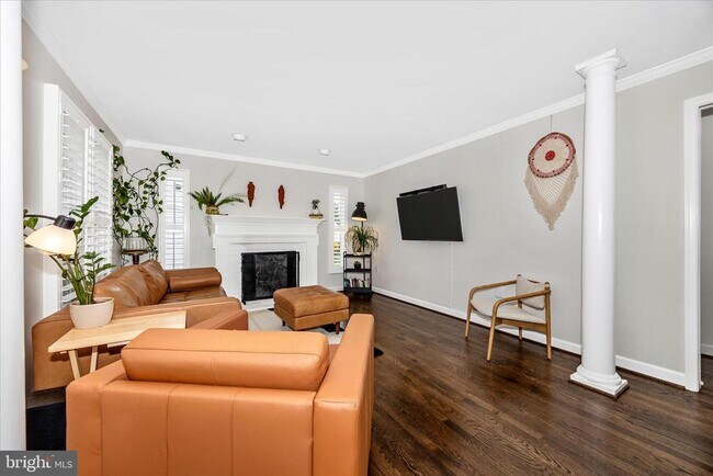 Building Photo - 2465 Bear Den Rd