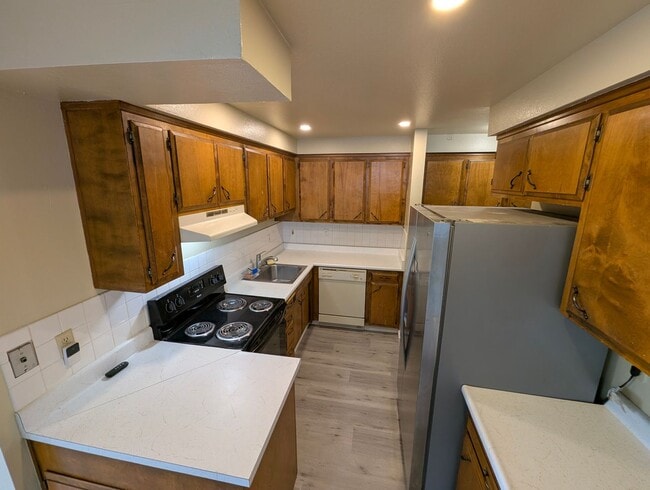 Building Photo - 4647 E Rishell Ct