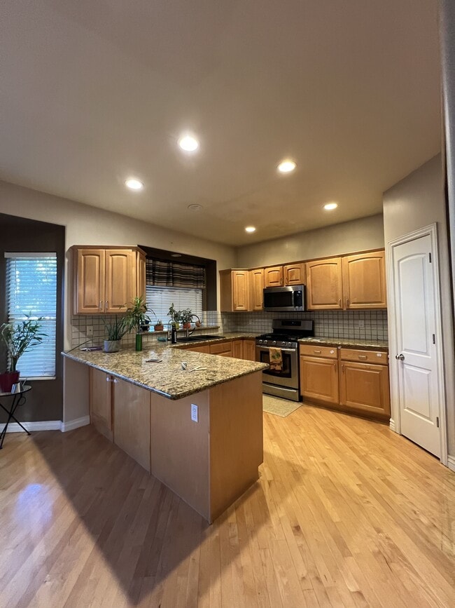 Building Photo - 11467 S Loganberry Ct