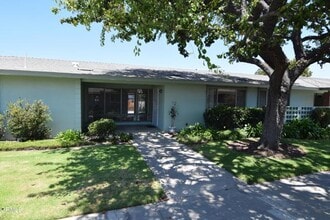 Building Photo - 183 W Elfin Green