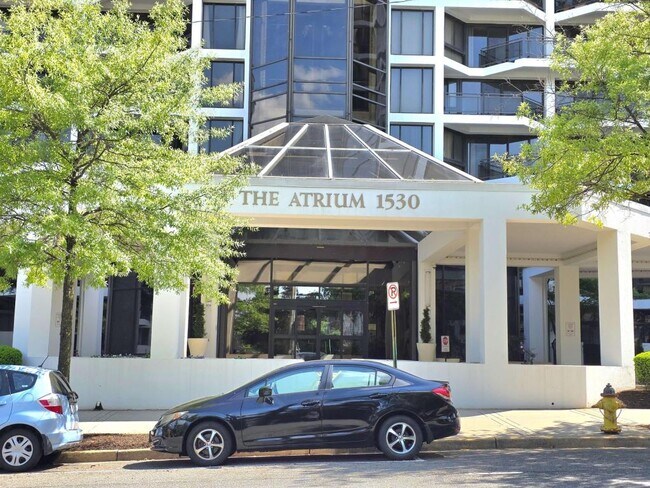 Building Photo - 1530 Key Blvd