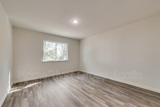 Building Photo - 4504 Rocking K Dr