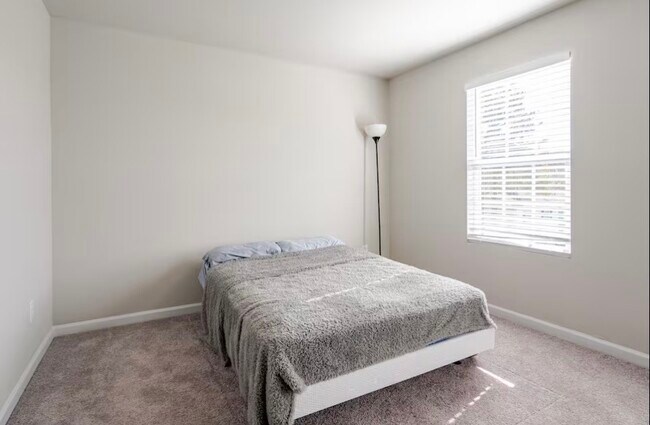 Building Photo - 43 L Gurley Ln