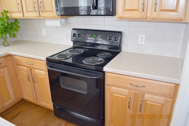 Building Photo - 8316 Cutters Spring Drive
