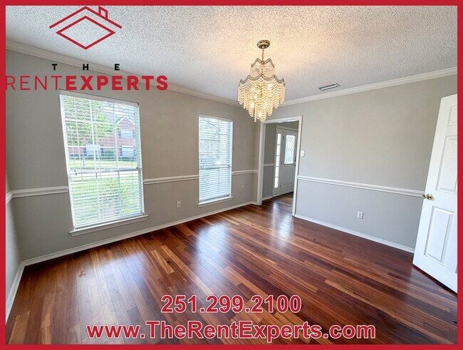 Building Photo - 7210 Ashmoor Dr N