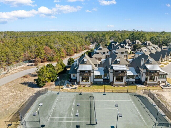 Building Photo - 1411 Courtside Dr