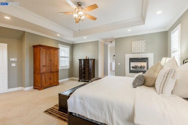 Building Photo - Live Exceptionally in This Peaceful Willow Glen Executive Home; 4 bed/ 4.5 bath