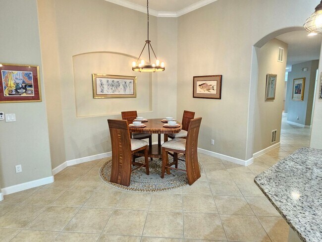 Building Photo - Annual Furnished or Unfurnished 3 Bedroom 2 Bathroom Second Floor Condo in Venetian Golf & River ...