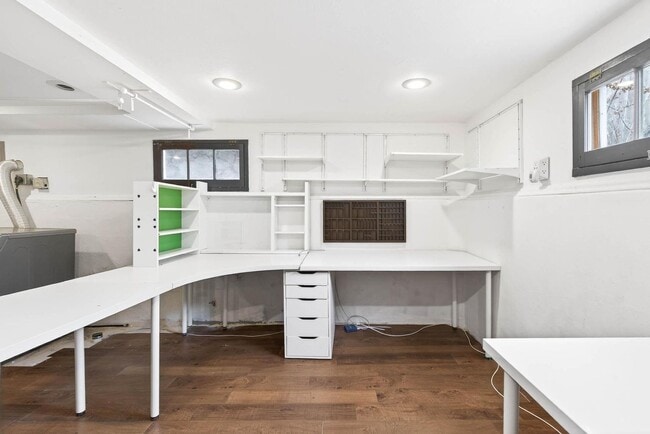 Building Photo - Vintage 3-bdrm/1-bdrm Alameda charmer—Many updates, large yard w/deck & raised beds