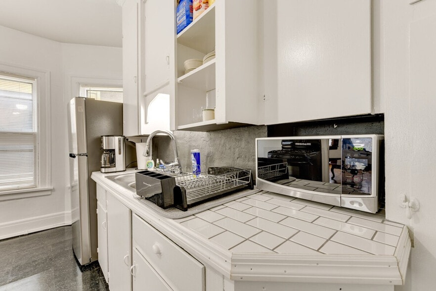 Building Photo - 503 Massachusetts Ave