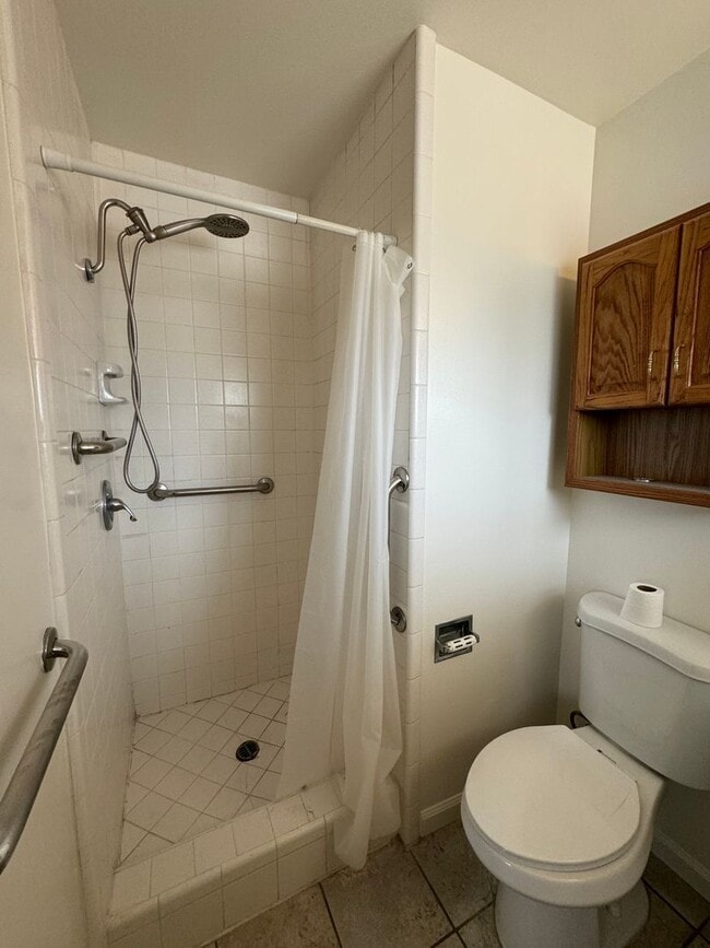 Building Photo - 3 Bedroom House on Tolowa Street