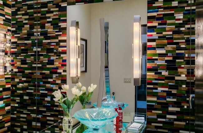 Building Photo - 3 Bedroom, 2.5 Bathroom Home in Paako Ridge Community