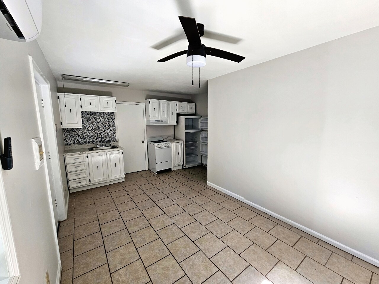 Building Photo - 101 Mandalay Rd