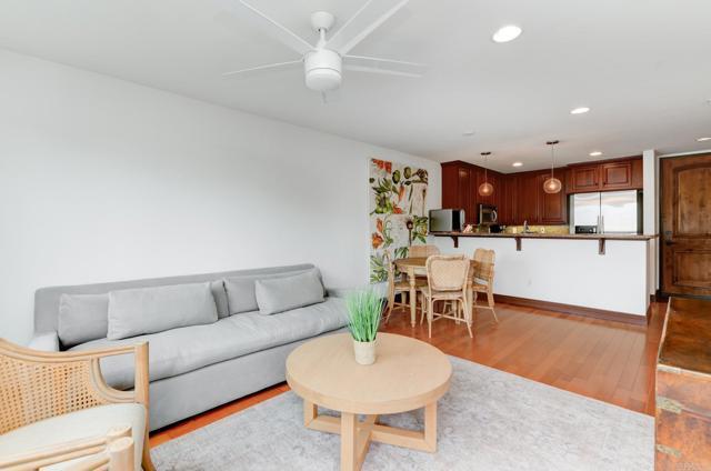 Building Photo - 935 Genter St