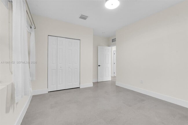 Building Photo - 52 NW 47th Terrace