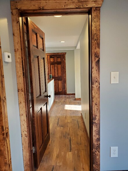 Building Photo - 195 E 2nd St